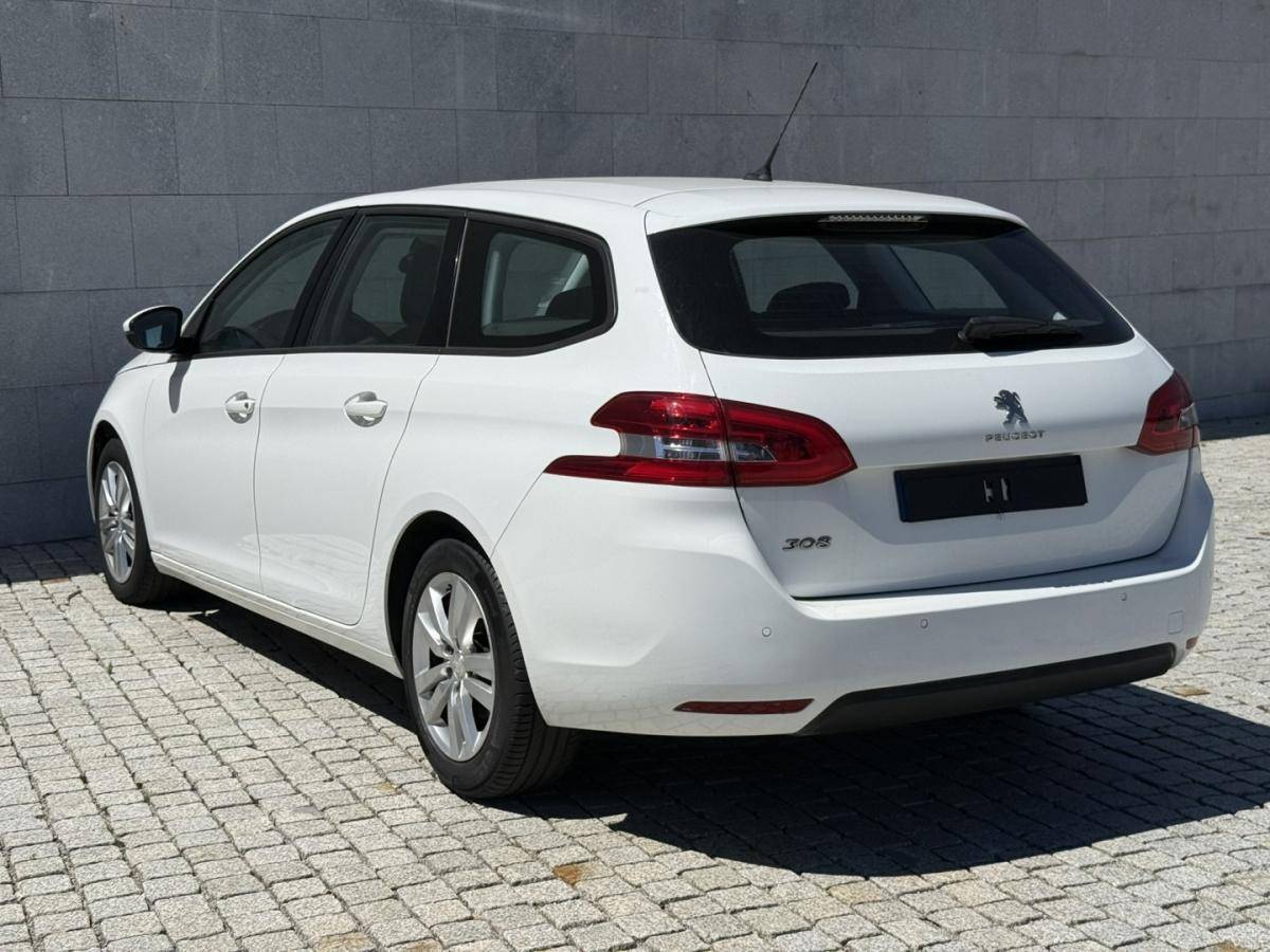 peugeot-308-sw-2019-diesel-1499cc