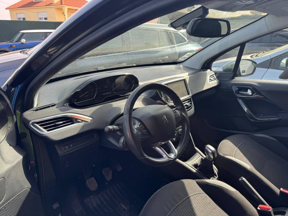 peugeot-208-2016-gasolina-1199cc