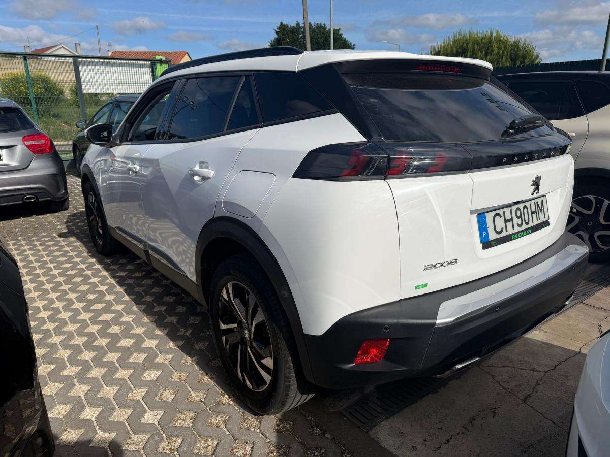 peugeot-2008-2021-gasolina-1199cc