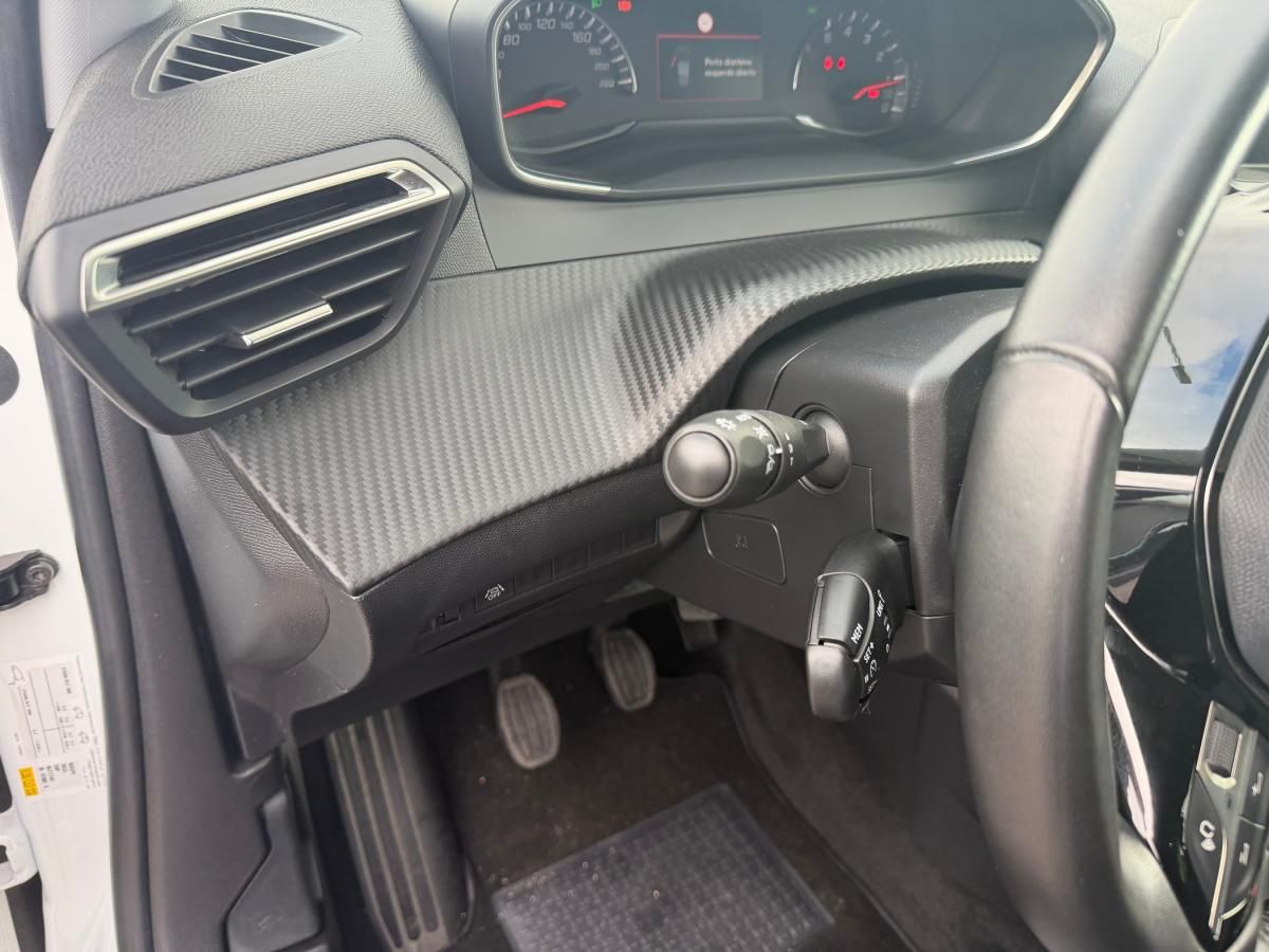 peugeot-2008-2021-gasolina-1199cc