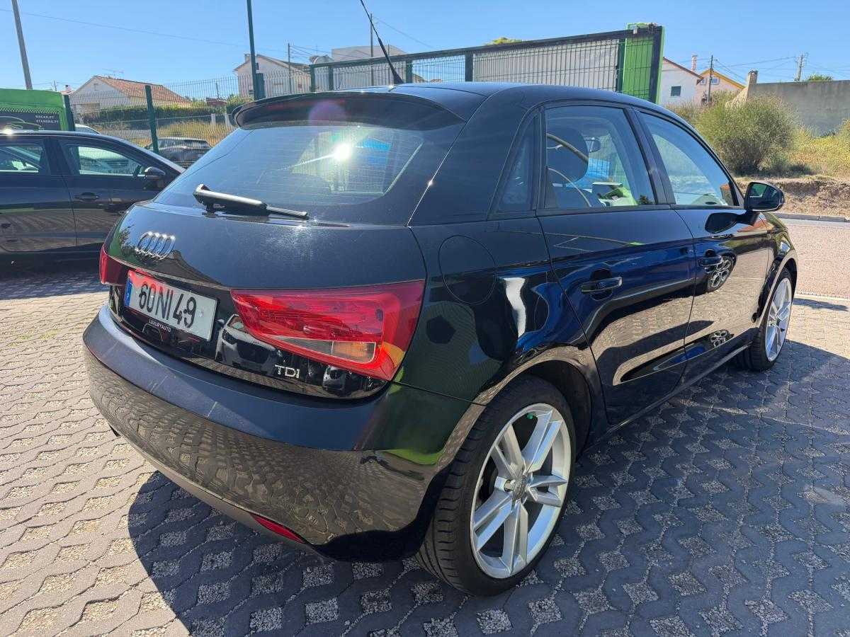 audi-a1-sportback-2012-diesel-1598cc