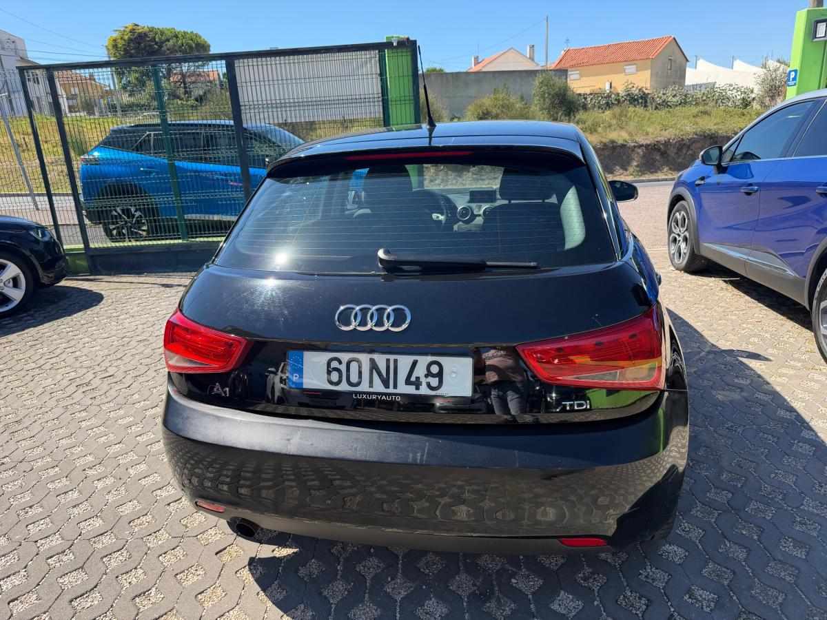 audi-a1-sportback-2012-diesel-1598cc
