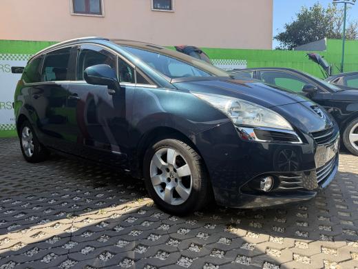 peugeot-5008-2012-diesel-1560cc