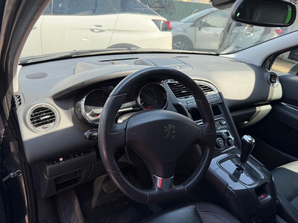 peugeot-5008-2012-diesel-1560cc