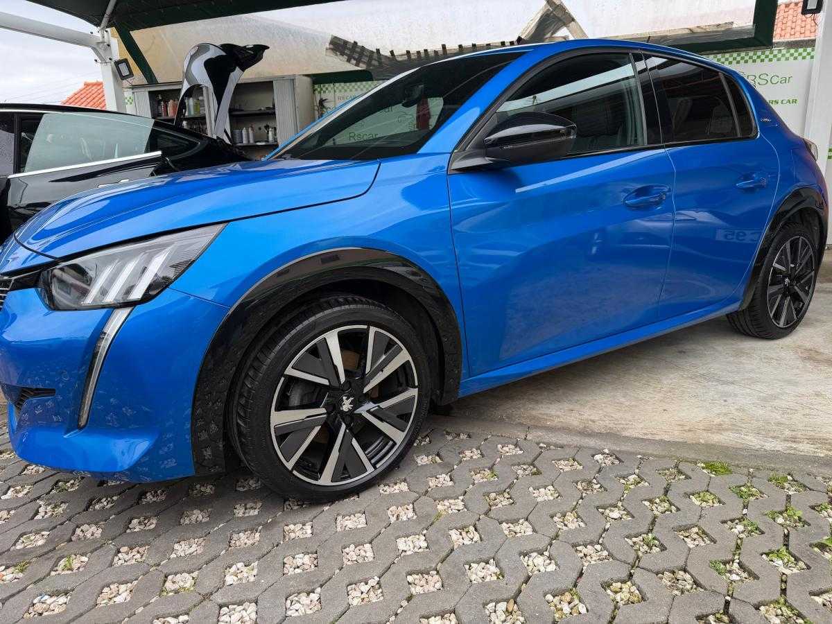 peugeot-208-2020-gasolina-1199cc