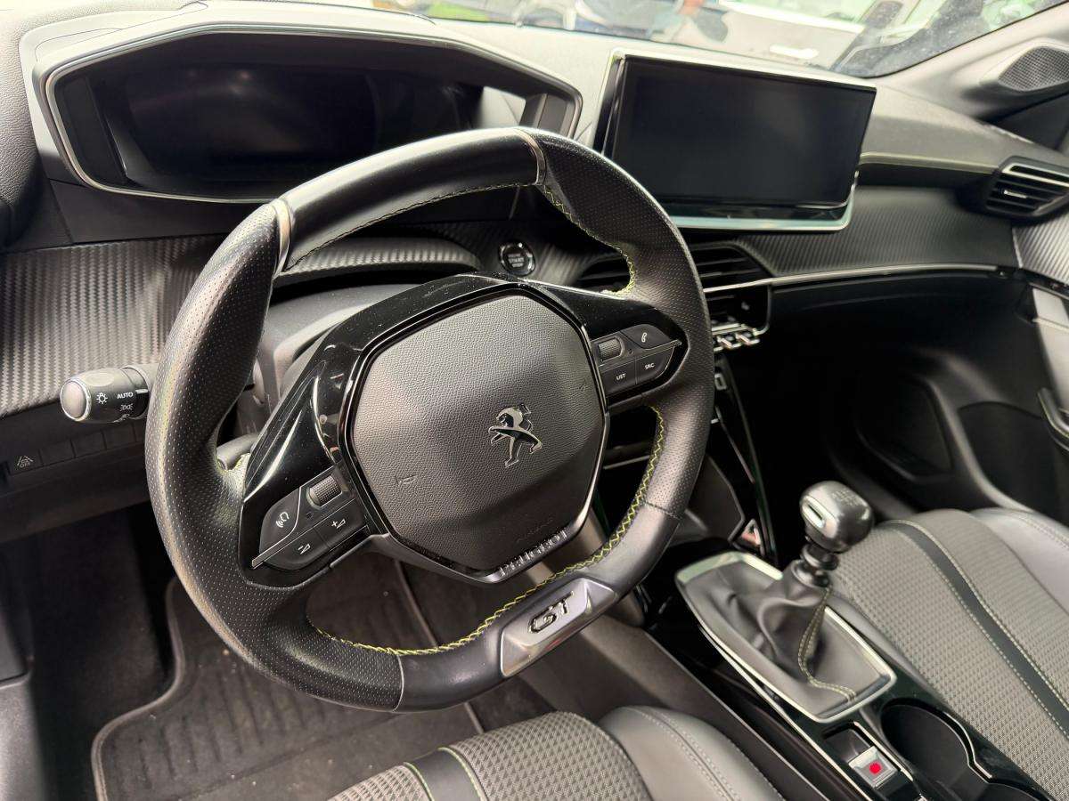 peugeot-208-2020-gasolina-1199cc