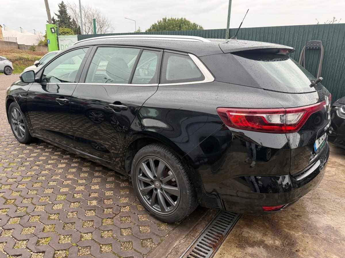 renault-megane-sport-tourer-2016-diesel-1461cc