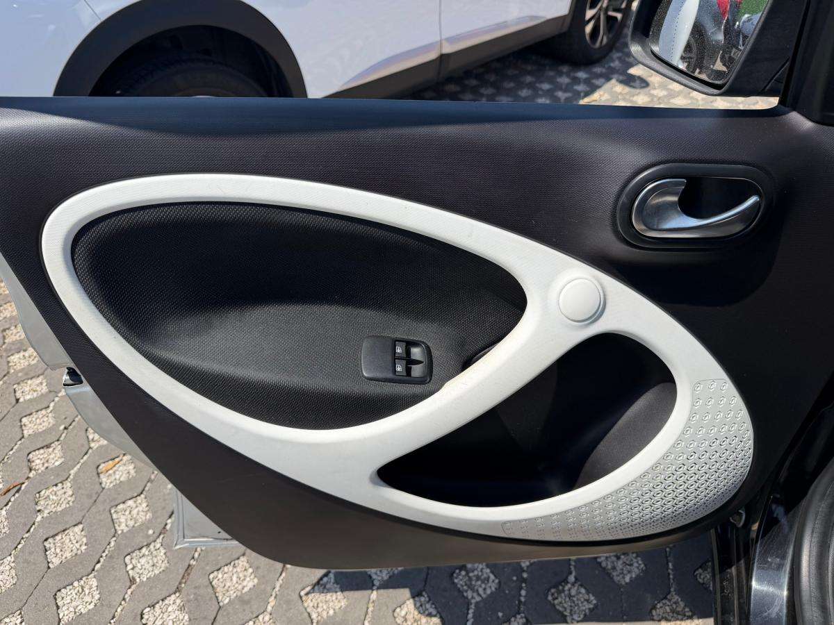 smart-forfour-2015-gasolina-999cc