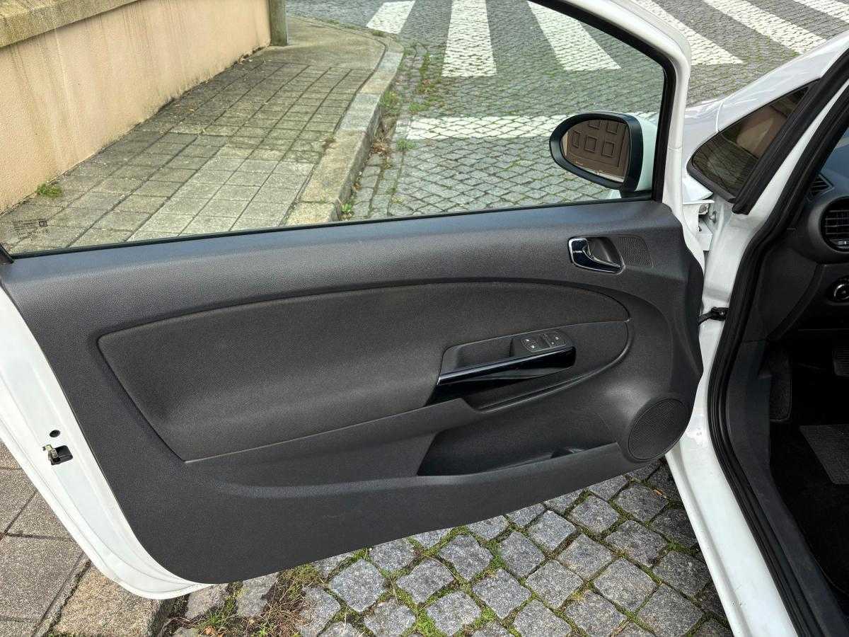 opel-corsa-2014-diesel-1248cc