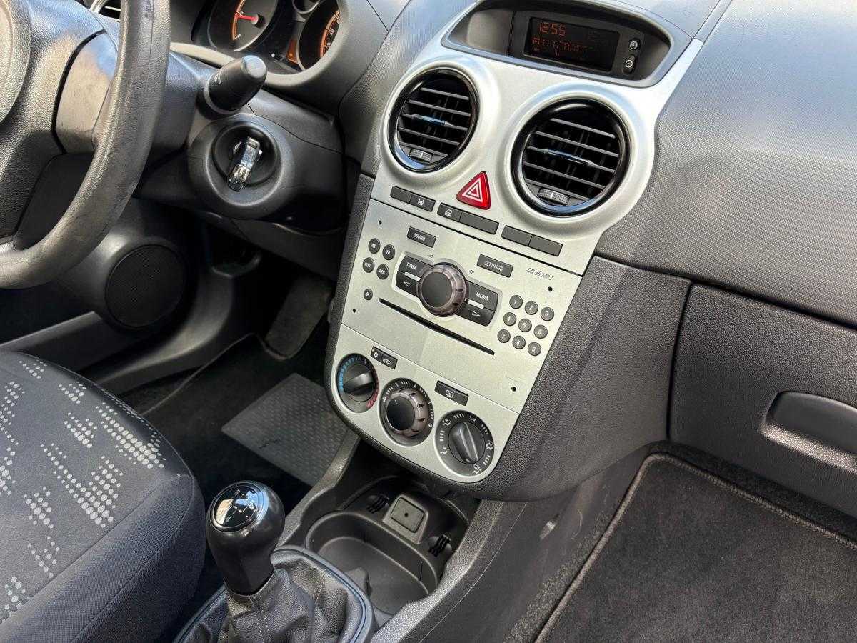 opel-corsa-2014-diesel-1248cc