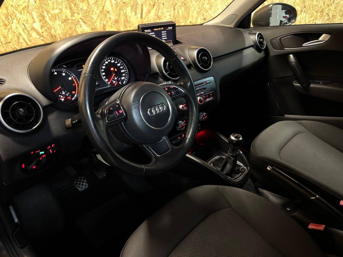 audi-a1-2012-gasolina-1197cc