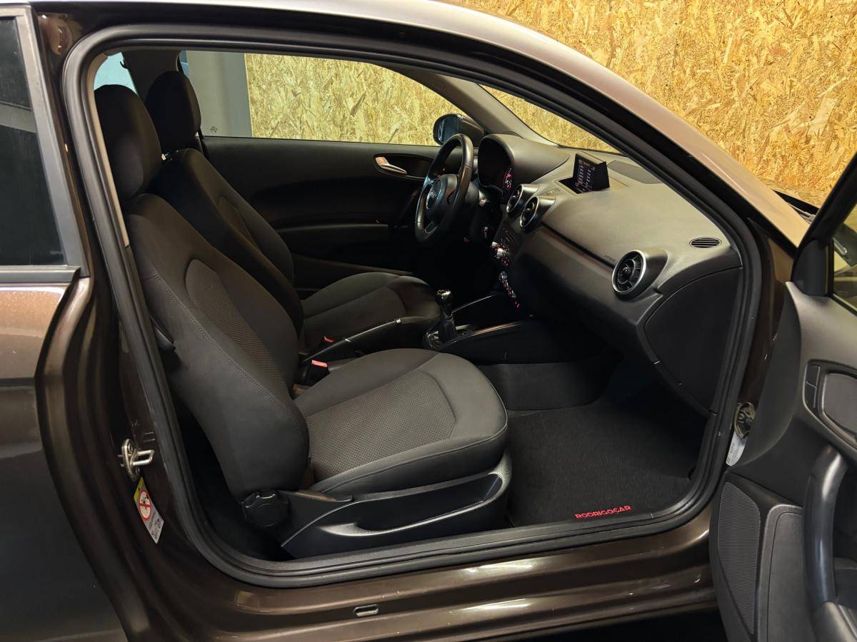 audi-a1-2012-gasolina-1197cc