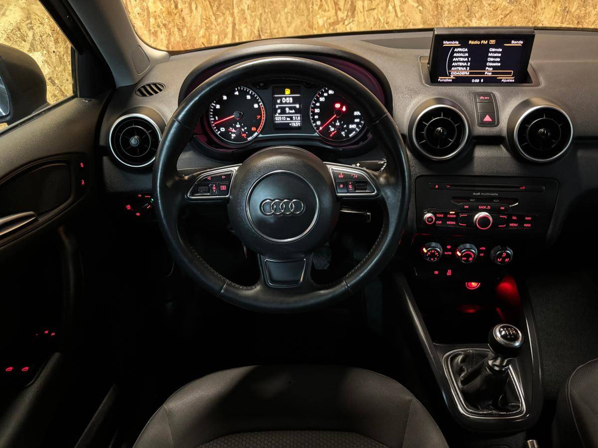 audi-a1-2012-gasolina-1197cc