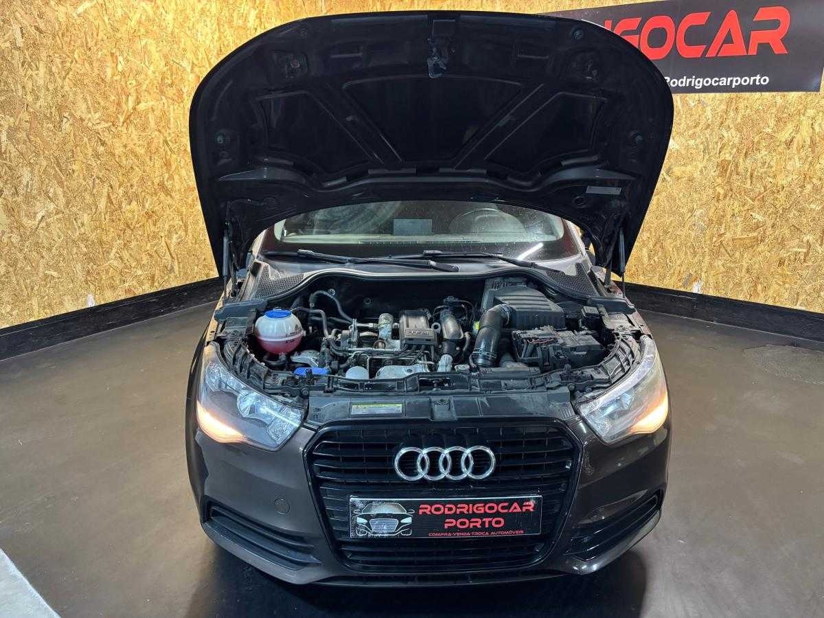 audi-a1-2012-gasolina-1197cc