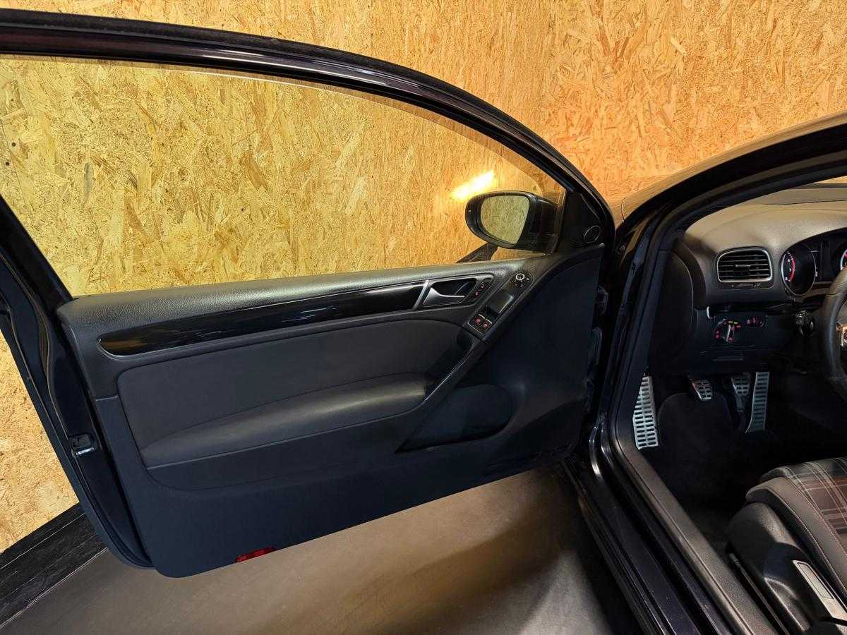 volkswagen-golf-2010-gasolina-1984cc