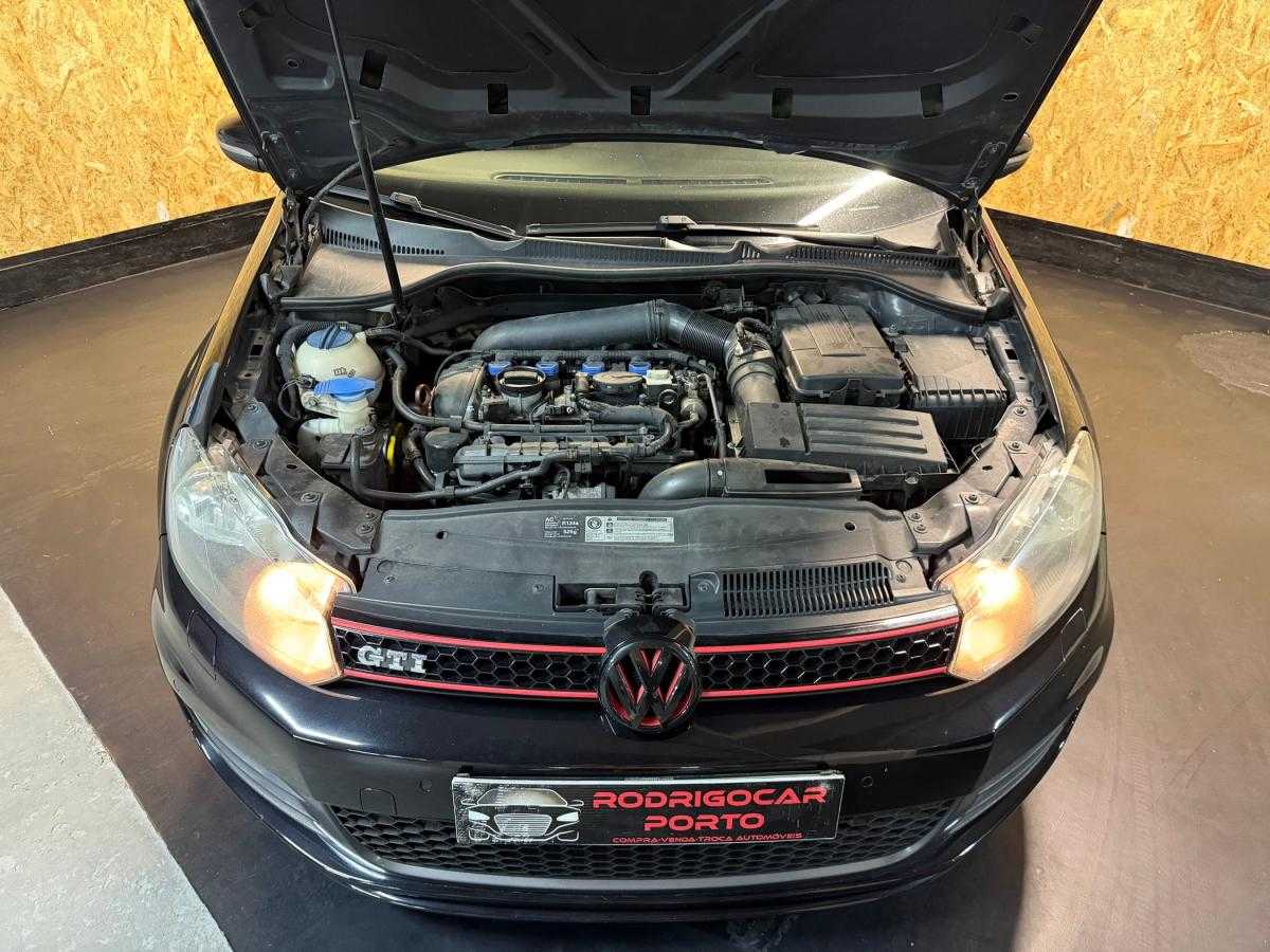 volkswagen-golf-2010-gasolina-1984cc