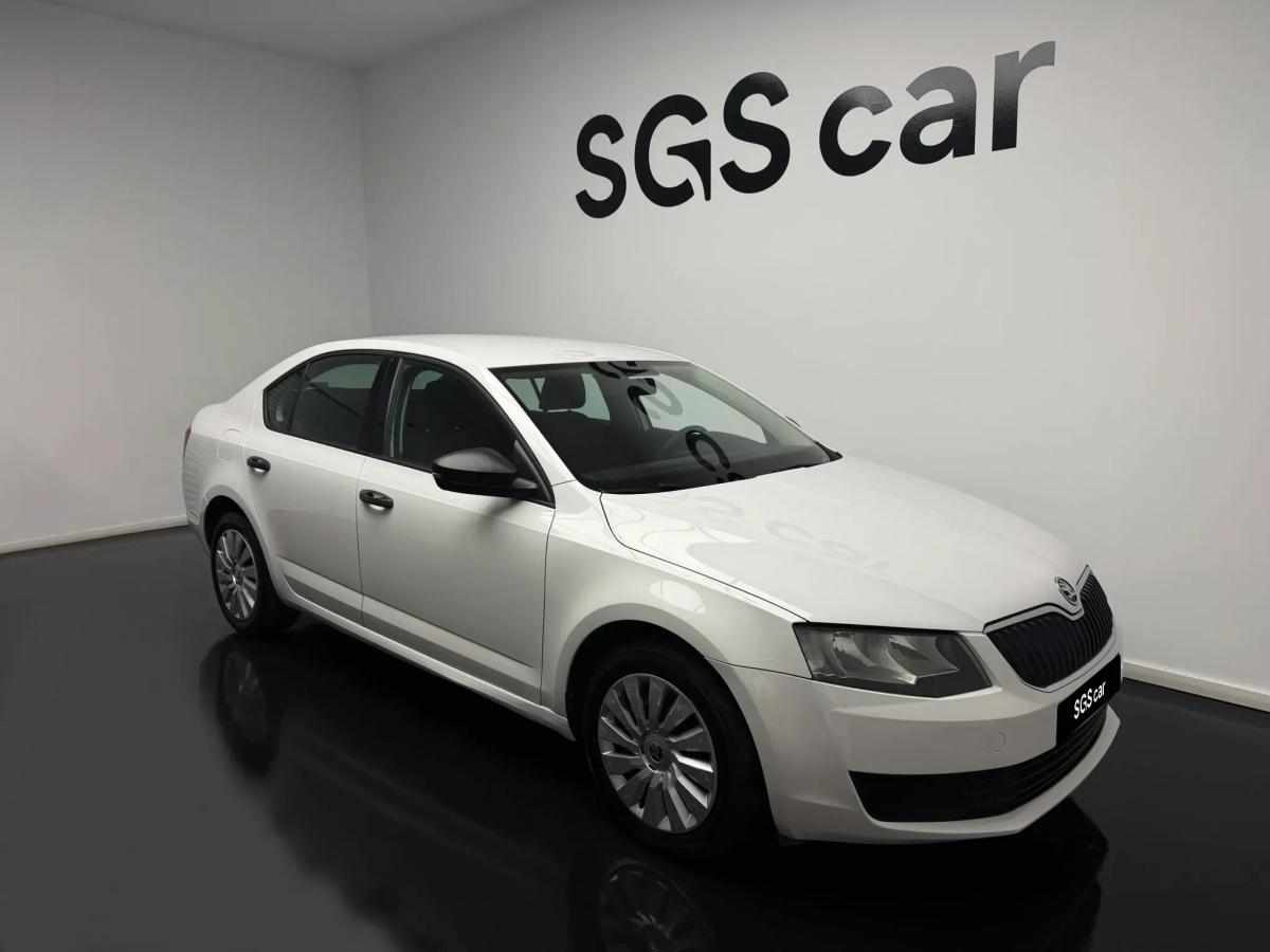 skoda-octavia-1-6-tdi-2015-diesel-1598cc