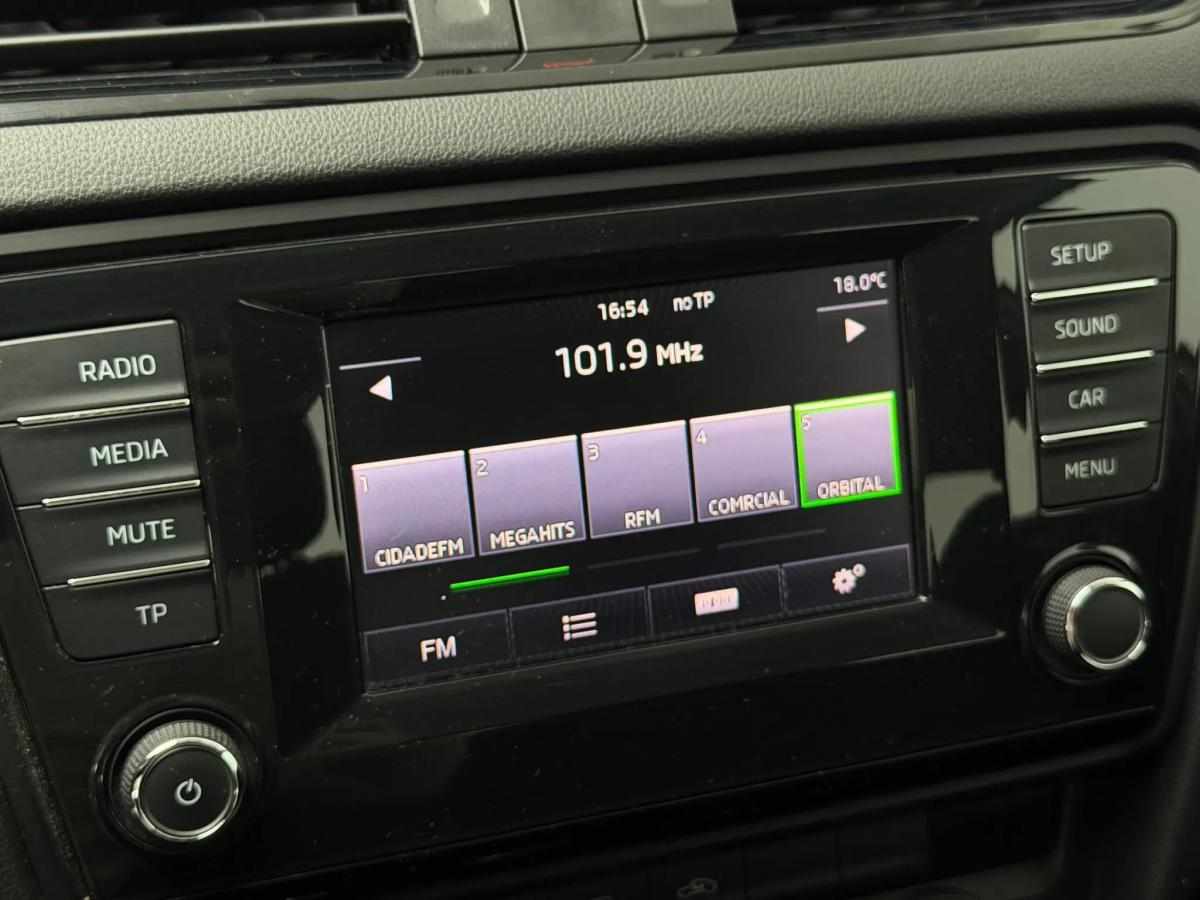 skoda-octavia-1-6-tdi-2015-diesel-1598cc