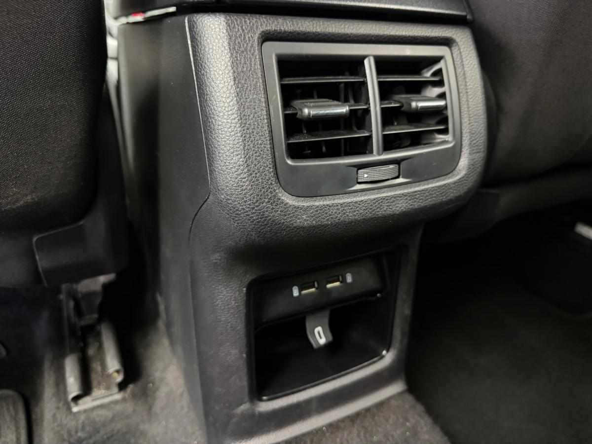 seat-ateca-1-6-tdi-ecomotive-2018-diesel-1598cc