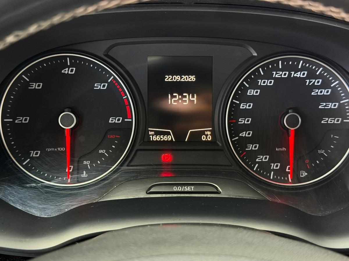 seat-ateca-1-6-tdi-ecomotive-2018-diesel-1598cc