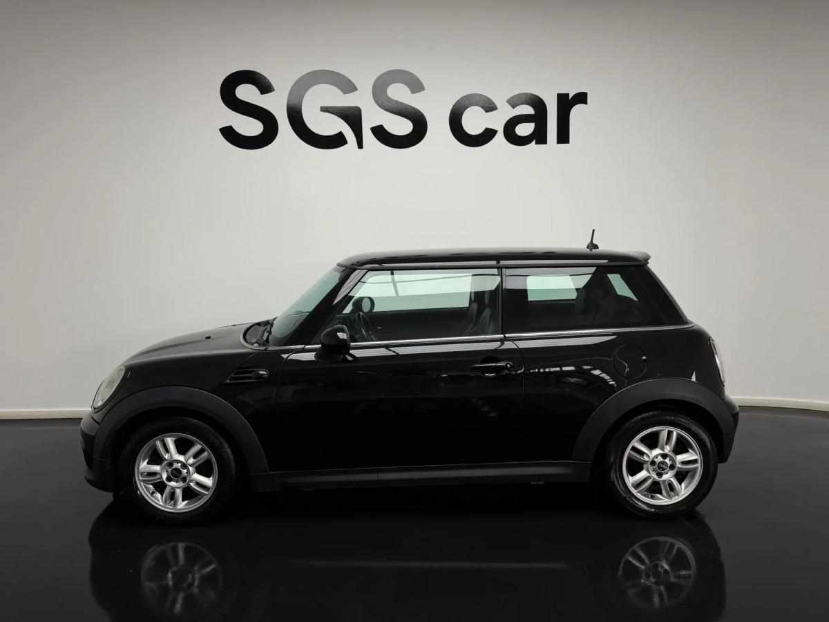 mini-hatch-d-2-0-2011-diesel-1598cc