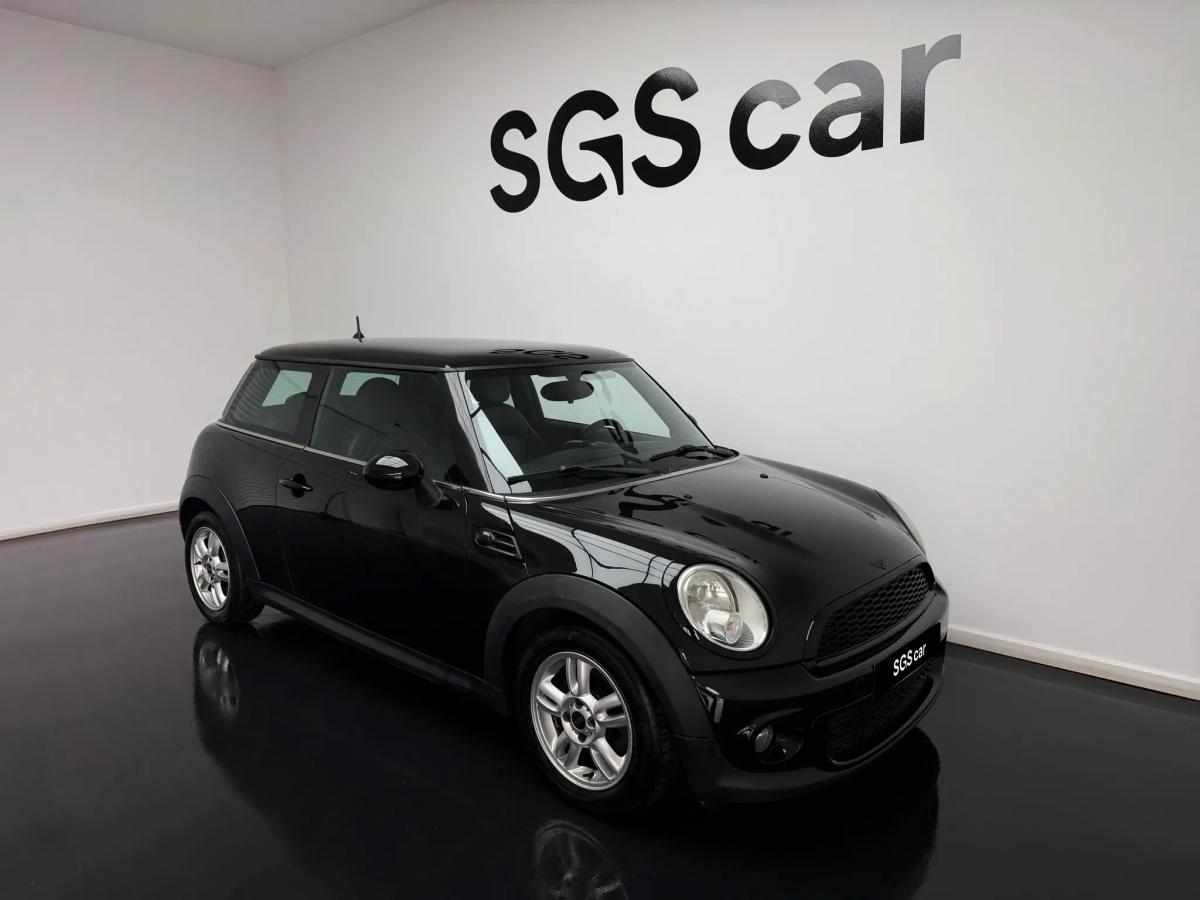 mini-hatch-d-2-0-2011-diesel-1598cc