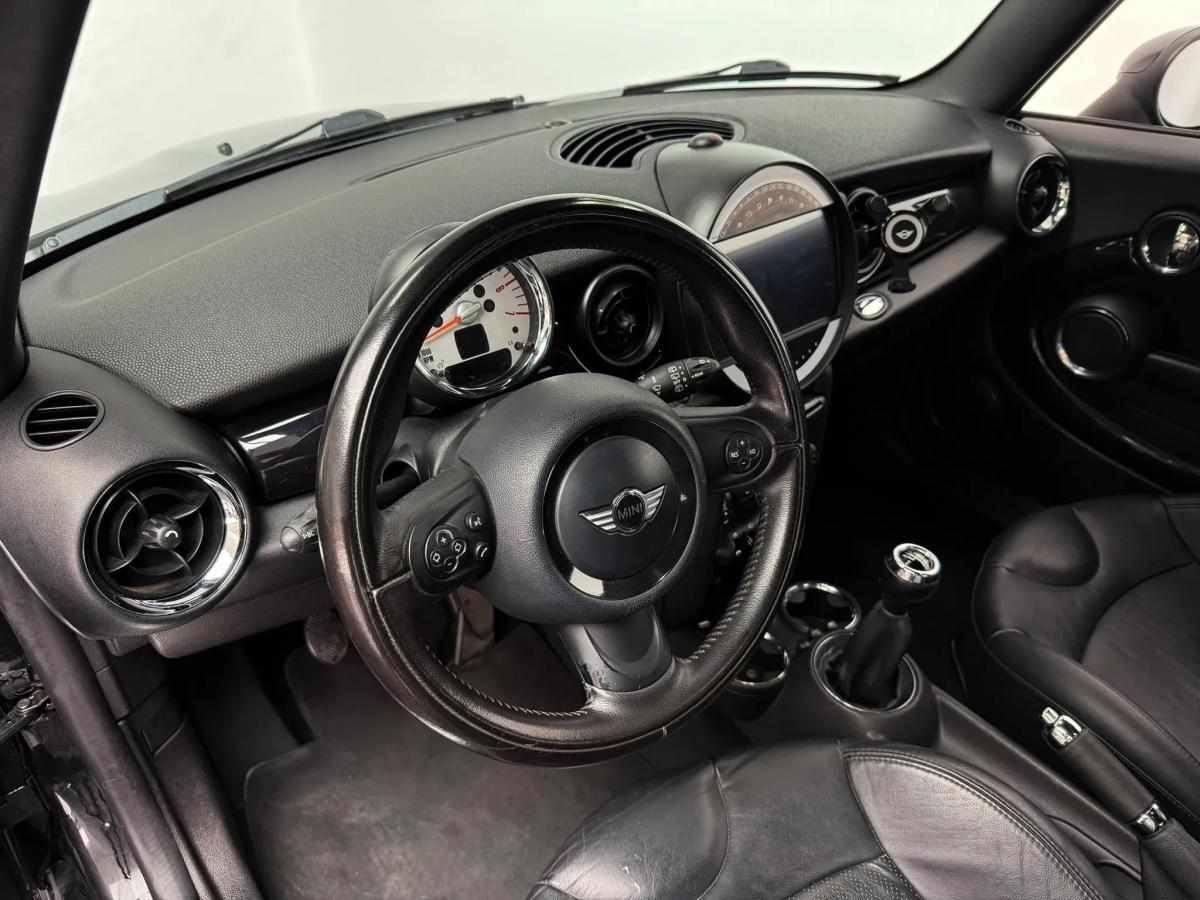 mini-hatch-d-2-0-2011-diesel-1598cc