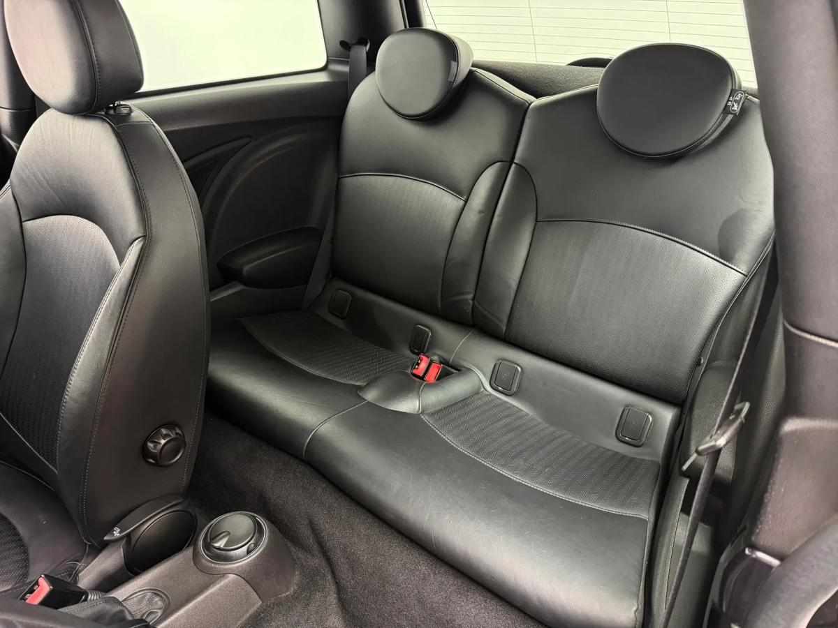mini-hatch-d-2-0-2011-diesel-1598cc