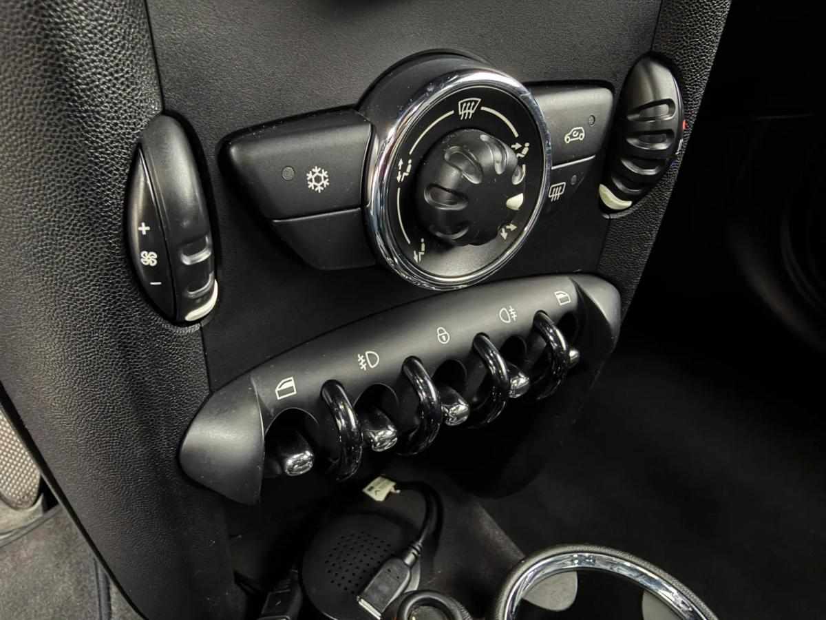 mini-hatch-d-2-0-2011-diesel-1598cc