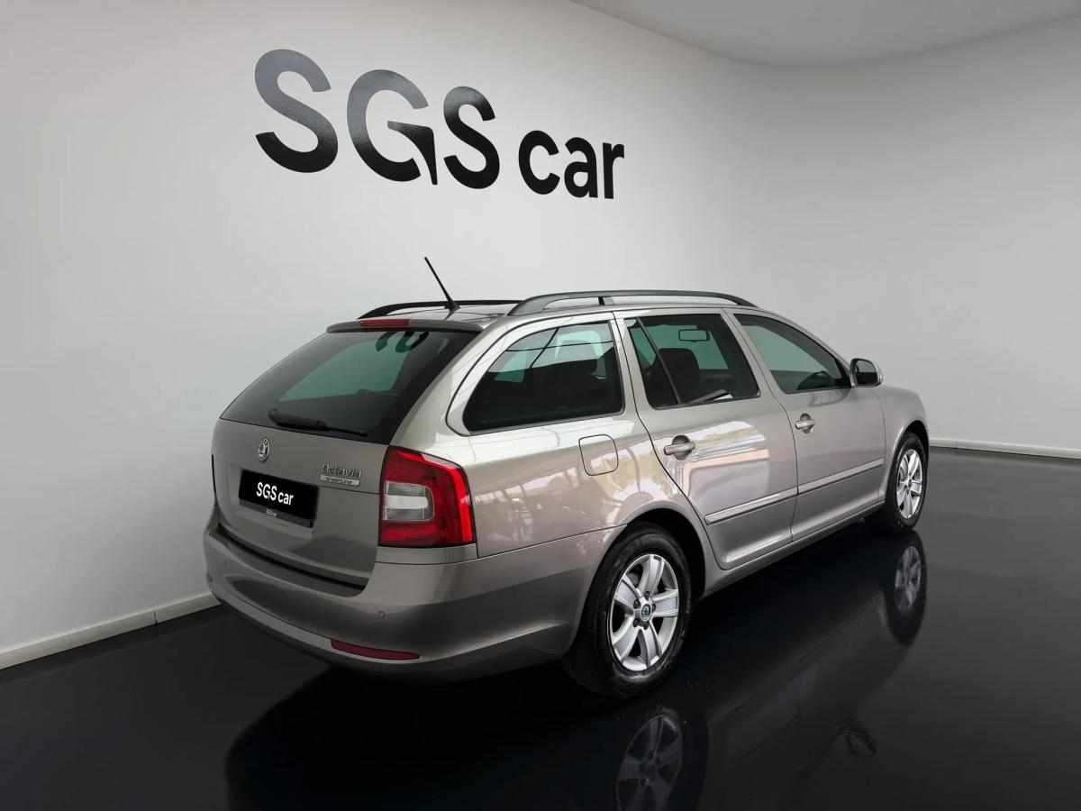 skoda-octavia-1-6-tdi-2013-diesel-1598cc