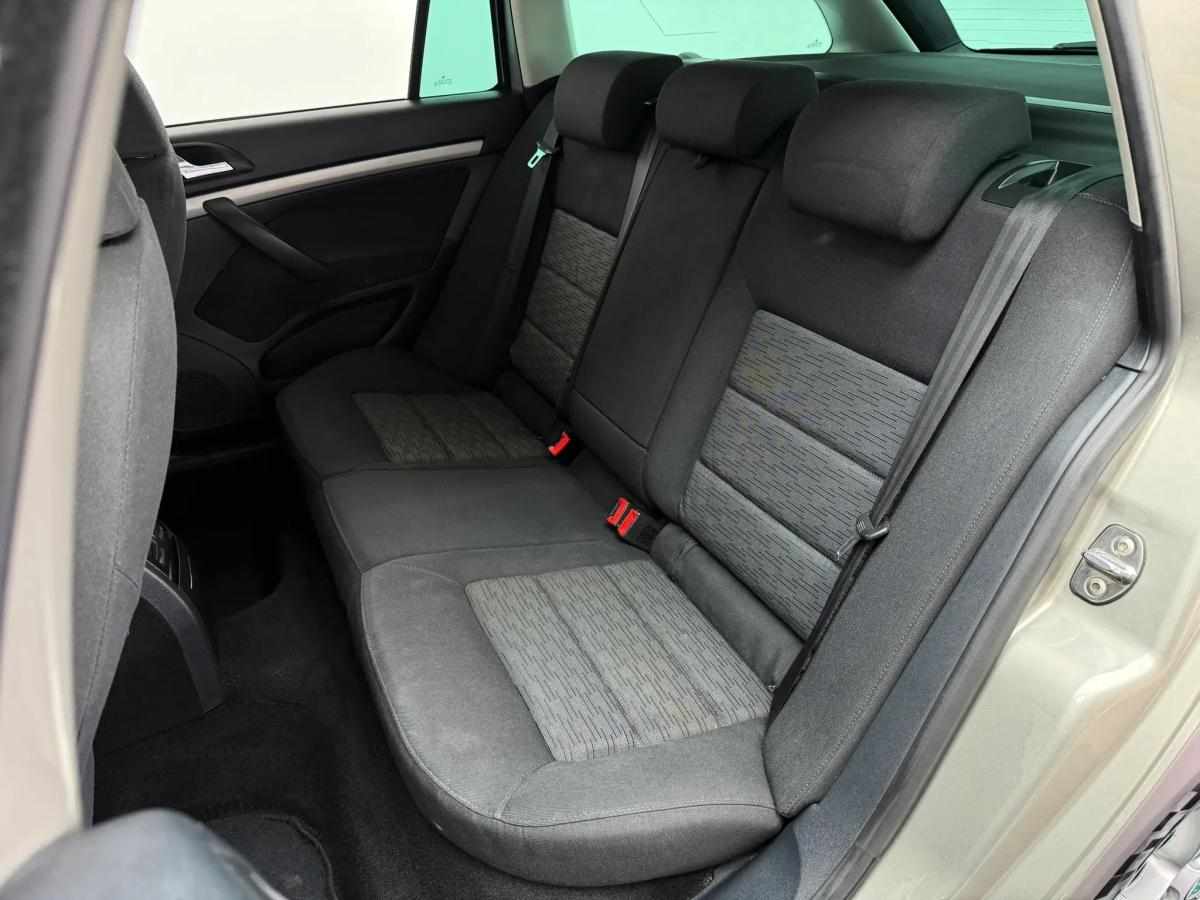 skoda-octavia-1-6-tdi-2013-diesel-1598cc
