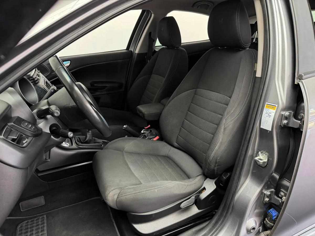 alfa-romeo-giulietta-1-6-jtdm-16v-2017-diesel-1598cc