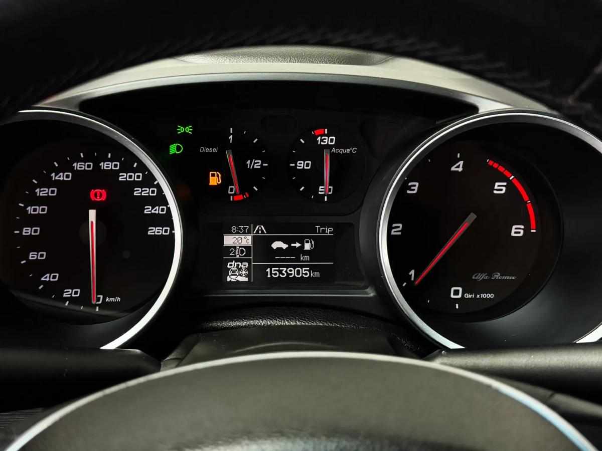 alfa-romeo-giulietta-1-6-jtdm-16v-2017-diesel-1598cc
