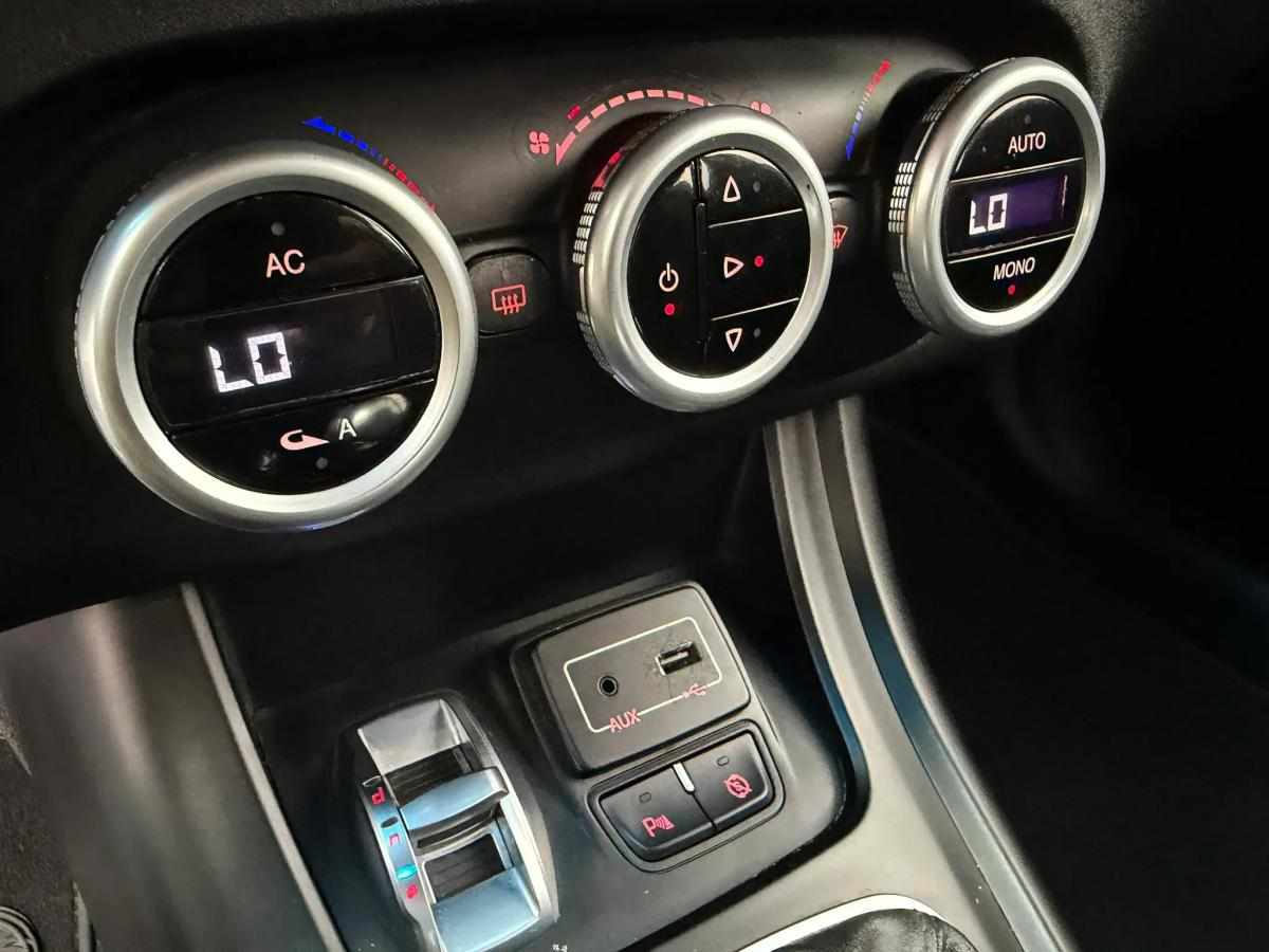 alfa-romeo-giulietta-1-6-jtdm-16v-2017-diesel-1598cc