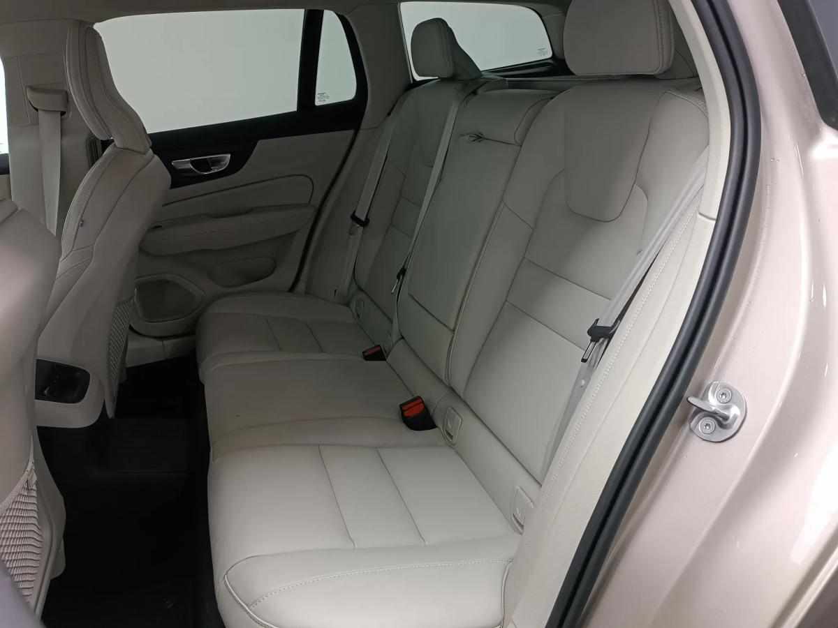 volvo-v60-recharge-2-0-t6-phev-2024-gasolina-1969cc