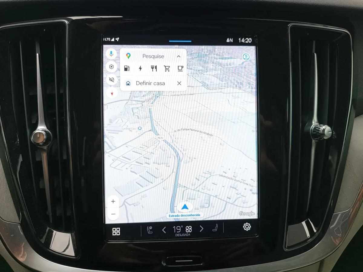 volvo-v60-recharge-2-0-t6-phev-2024-gasolina-1969cc