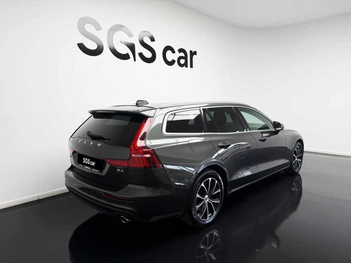 volvo-v60-b4-2021-diesel-1969cc