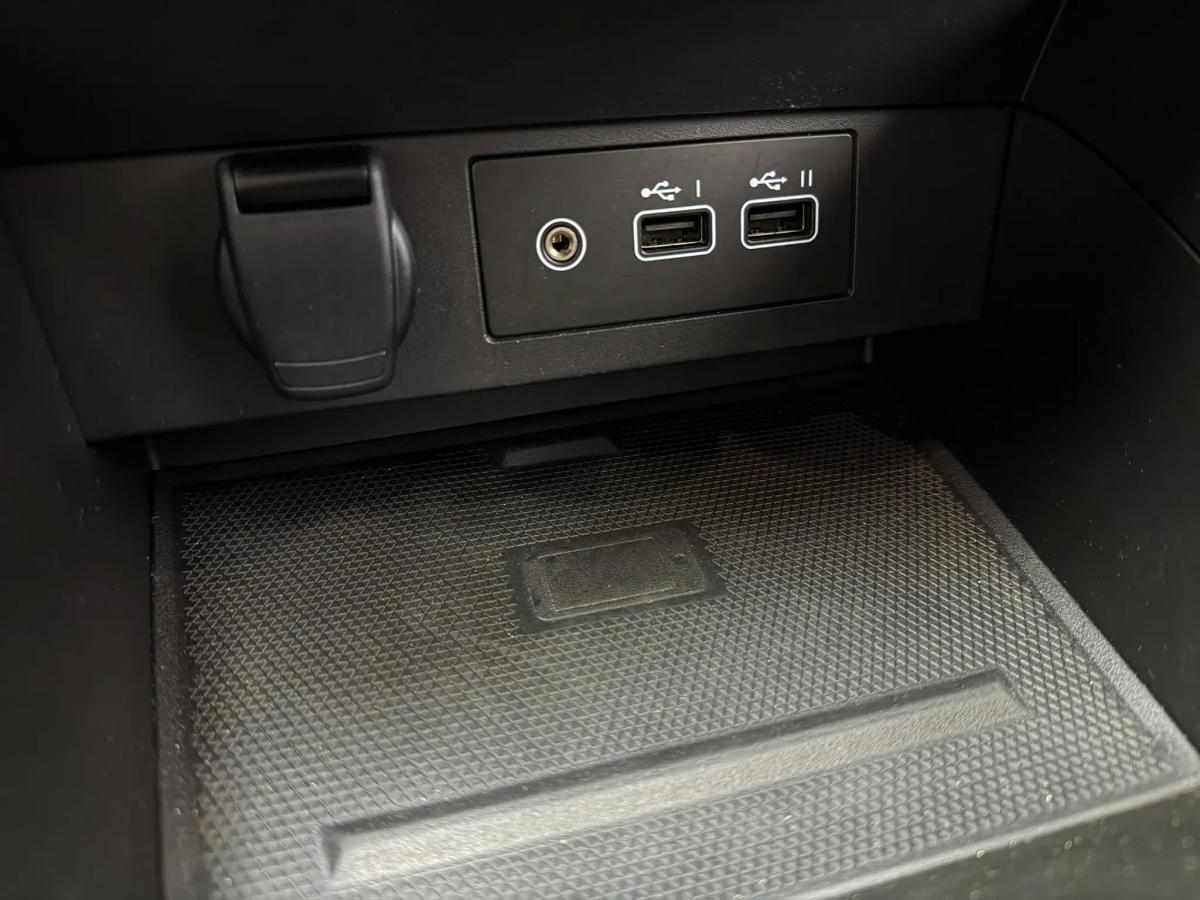 mitsubishi-colt-1-0-turbo-2024-gasolina-999cc