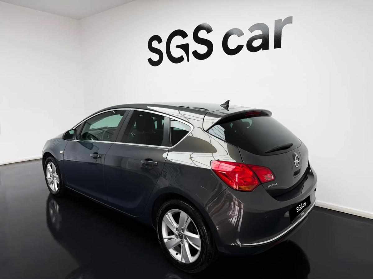opel-astra-1-6-cdti-2015-diesel-1598cc