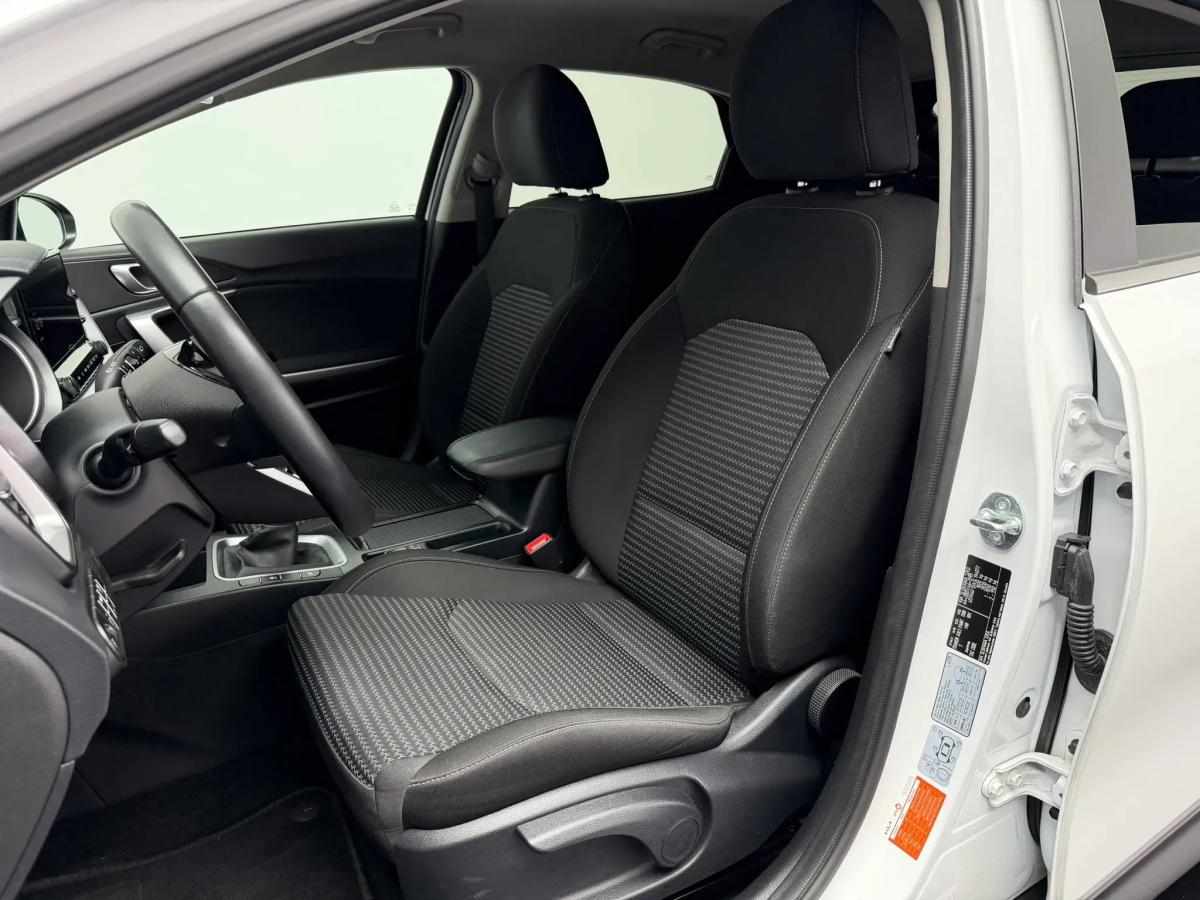 kia-ceed-1-0-t-gdi-2024-gasolina-998cc