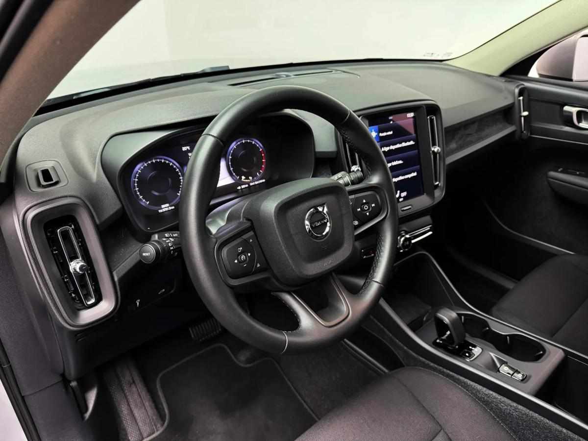 volvo-xc40-1-5-t2-2024-gasolina-1477cc