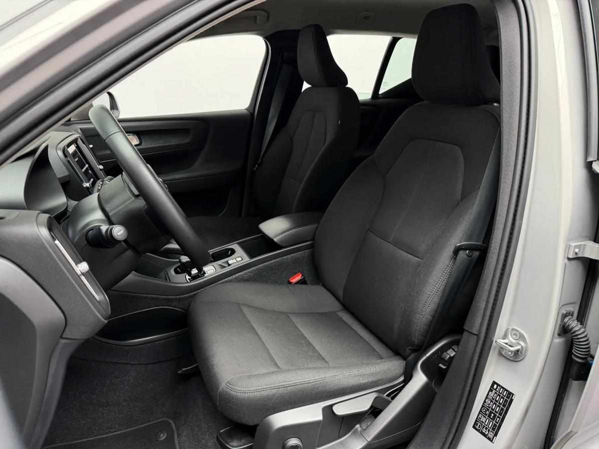 volvo-xc40-1-5-t2-2024-gasolina-1477cc