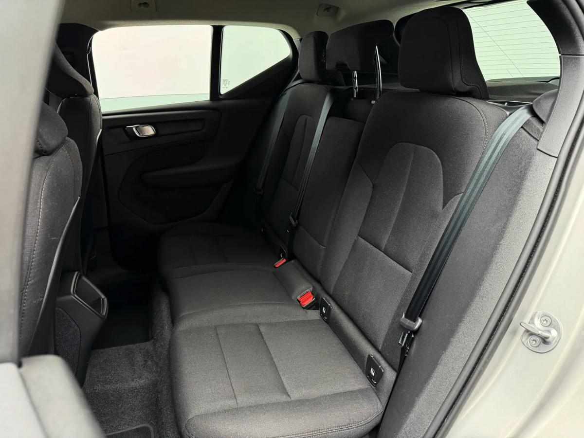 volvo-xc40-1-5-t2-2024-gasolina-1477cc