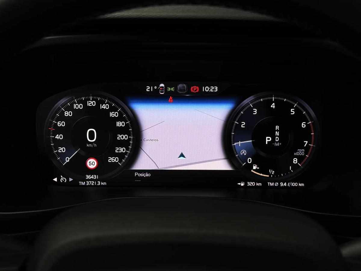 volvo-xc40-1-5-t2-2024-gasolina-1477cc