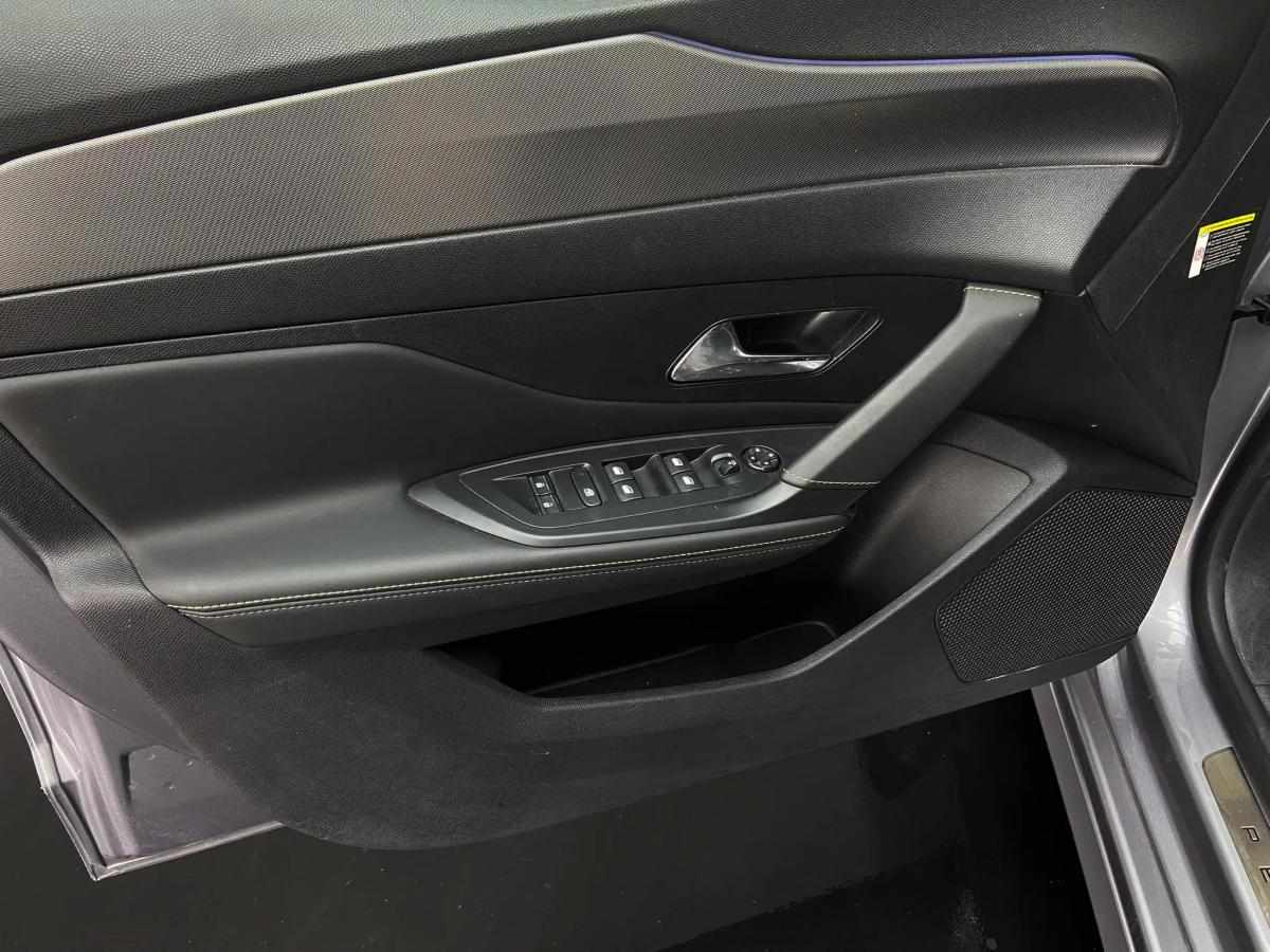 peugeot-308-1-6-hybrid-2024-gasolina-1598cc