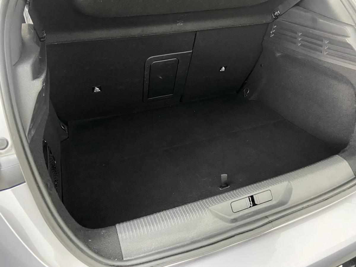 peugeot-308-1-6-hybrid-2024-gasolina-1598cc