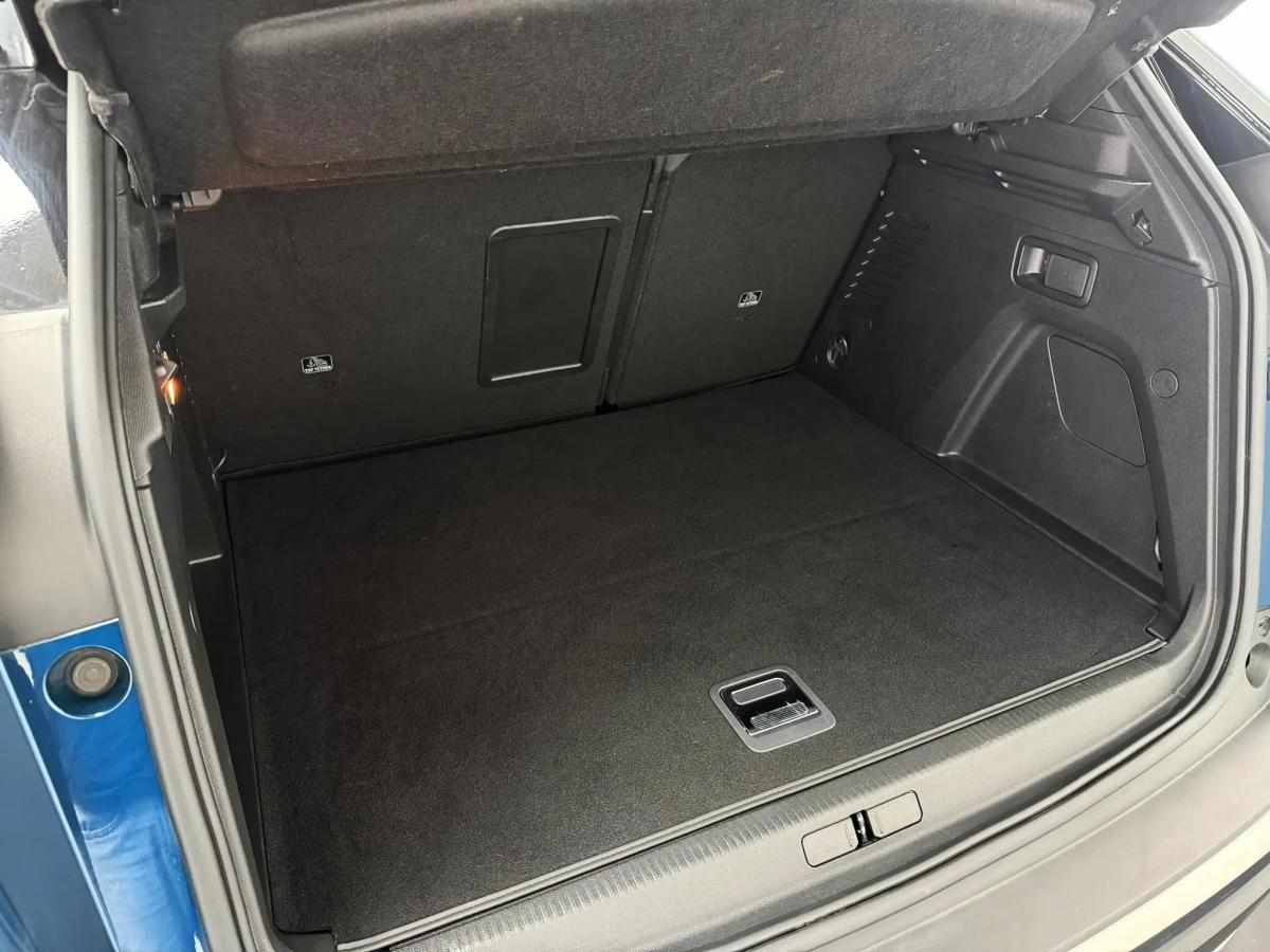 peugeot-3008-1-6-hybrid-11-8-kwh-2023-gasolina-1598cc