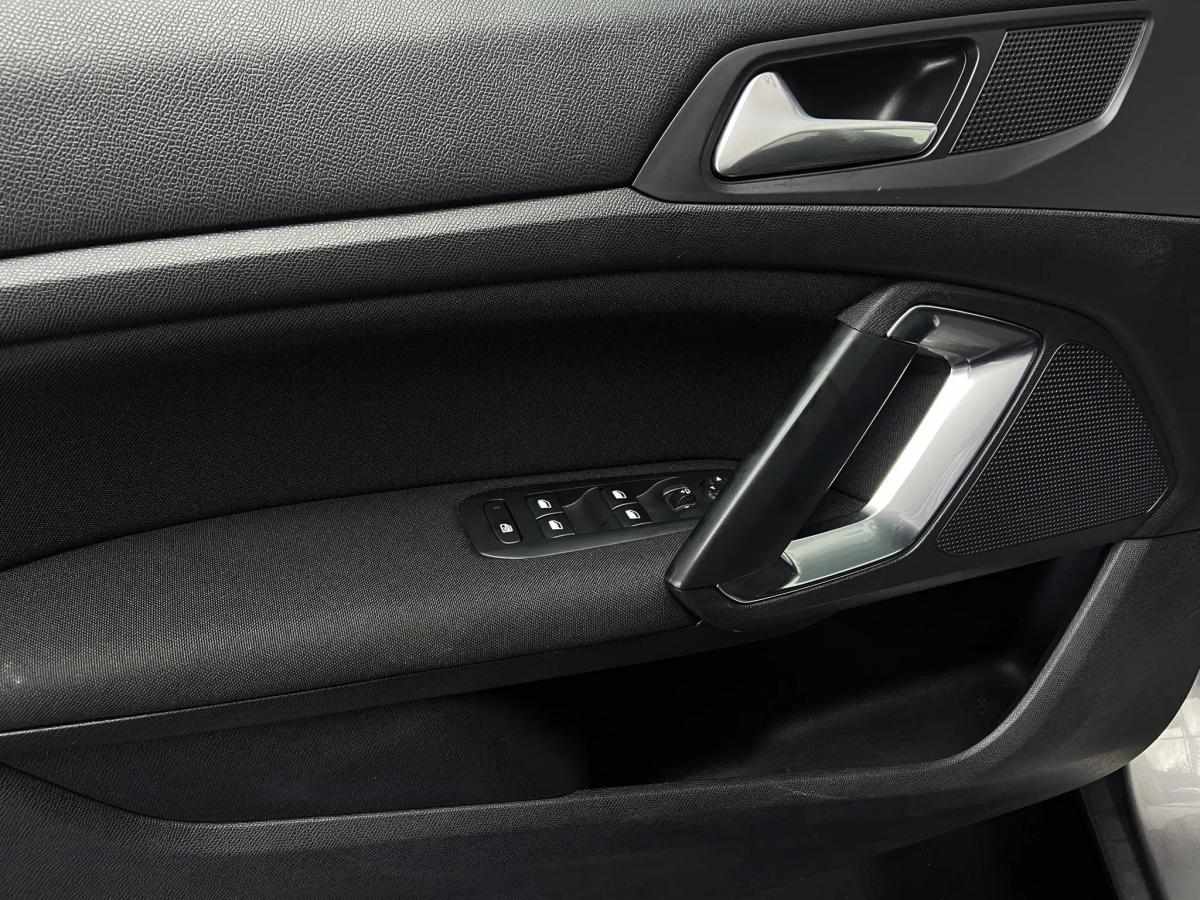 peugeot-308-1-2-puretech-2021-gasolina-1199cc