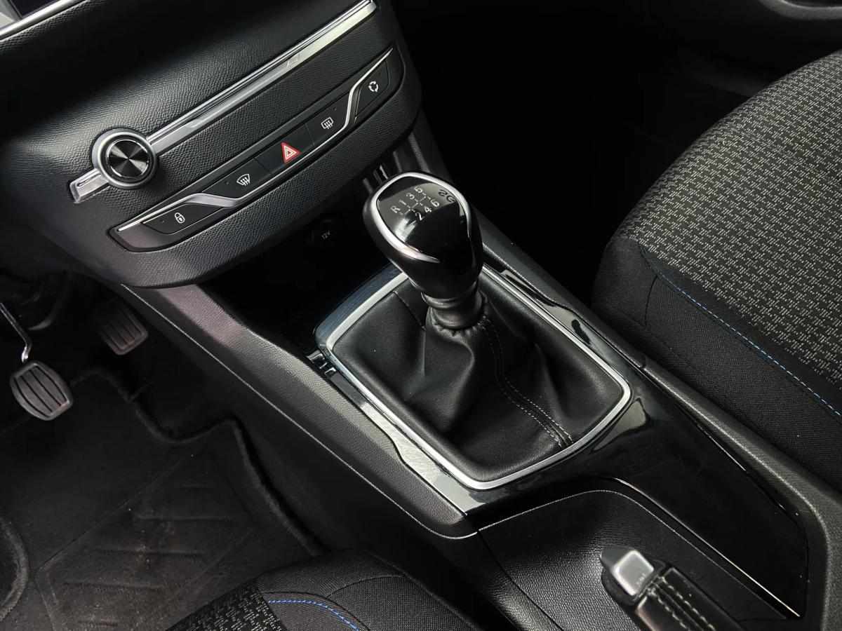 peugeot-308-1-2-puretech-2021-gasolina-1199cc