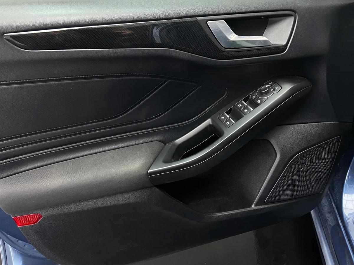 ford-focus-1-5-ecoblue-2023-diesel-1499cc